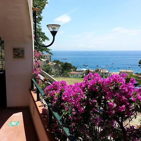Casa Vacanze Bouganvillea Cetara Exterior foto