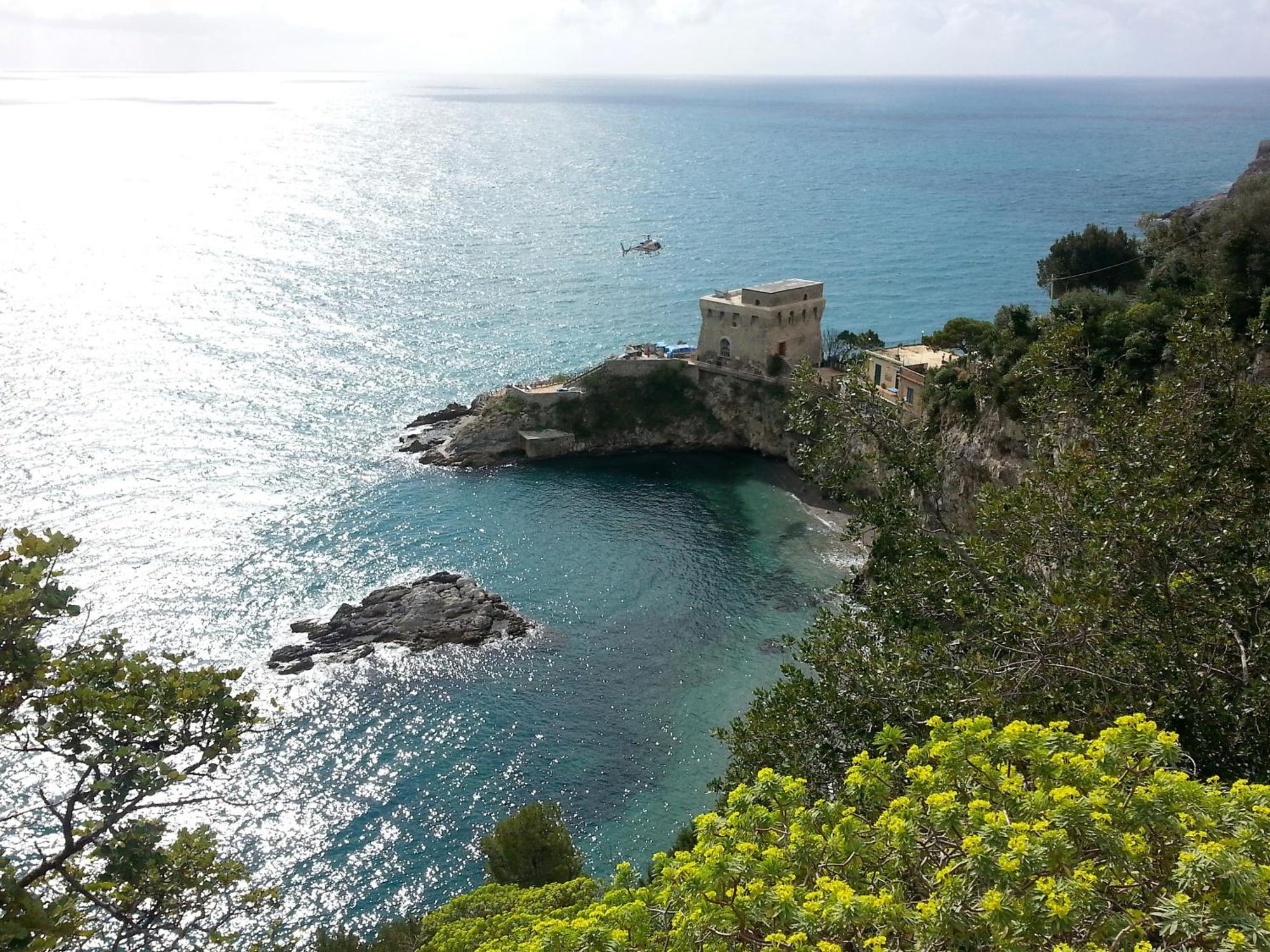 Casa Vacanze Bouganvillea Cetara Exterior foto