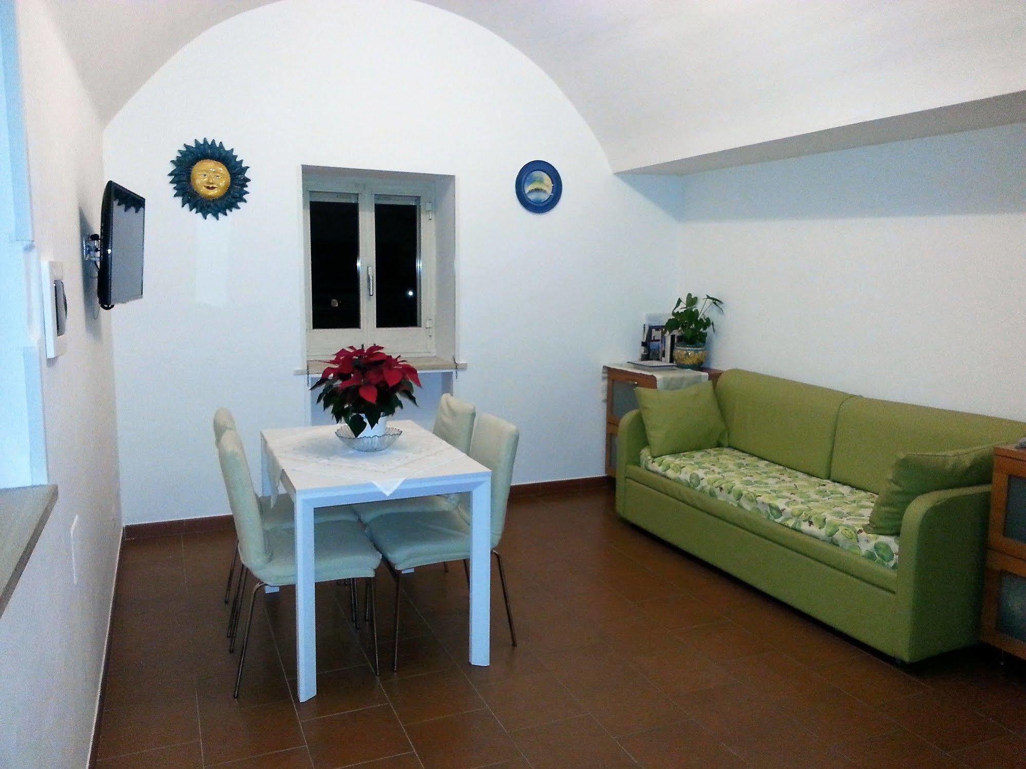 Casa Vacanze Bouganvillea Cetara Exterior foto